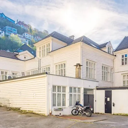 Private Twin Next To Fish Market And Bryggen Apartment