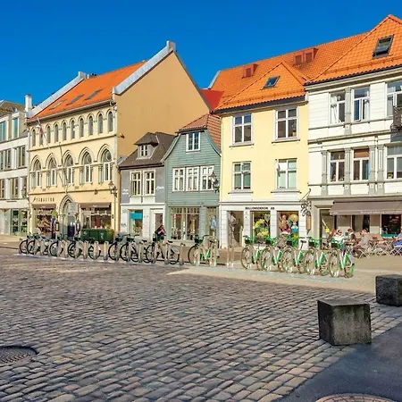 Private Twin Next To Fish Market And Bryggen Apartment